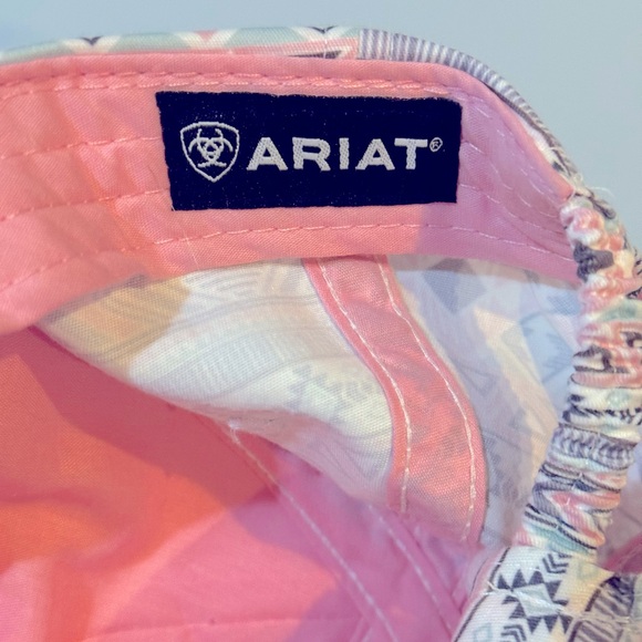 ARIAT Hat for Infant/Toddler - Picture 3 of 4